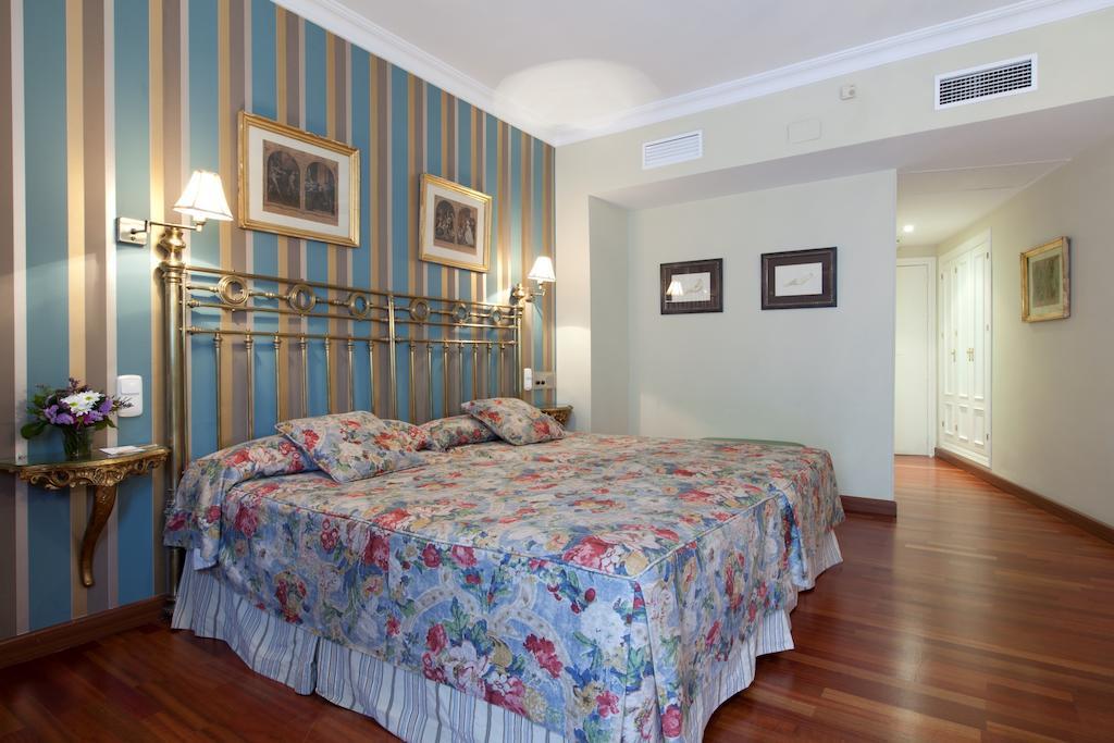 Hotel Dona Maria Σεβίλλη Εξωτερικό φωτογραφία